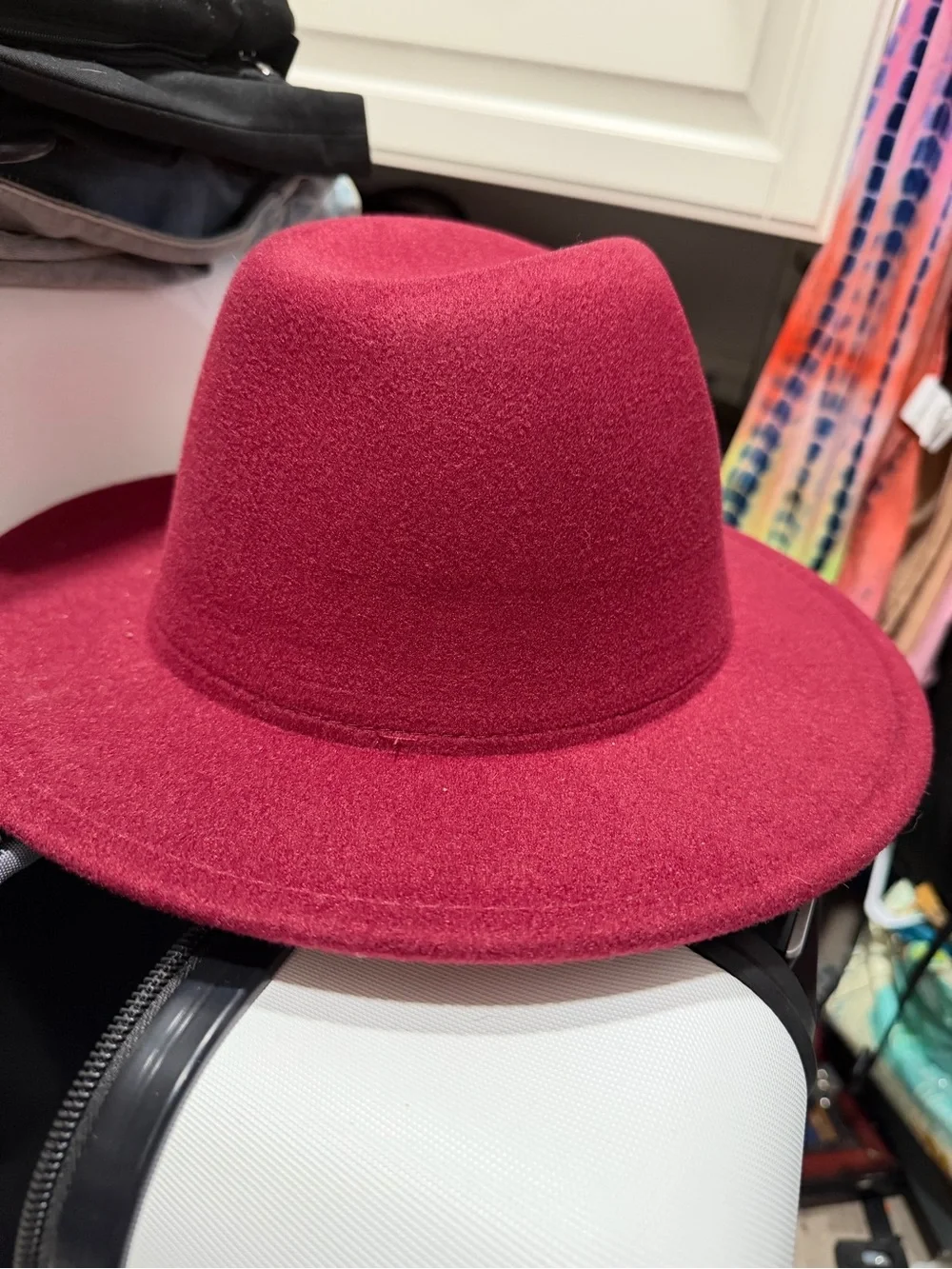 Women’s Wide-Brim Fedora Hat - Burgundy